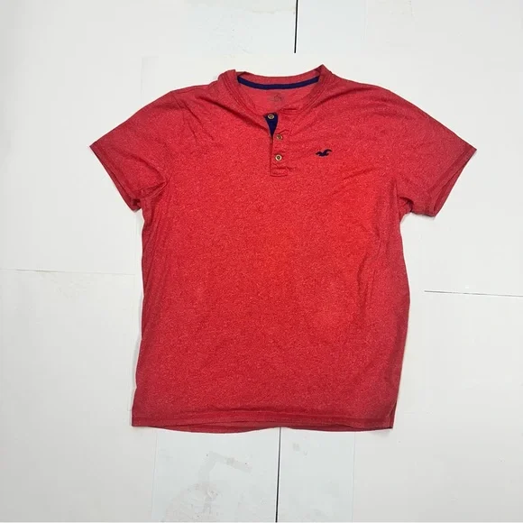 Hollister Men’s Bright Red Short Sleeve Henley Tee - Picture 2 of 6